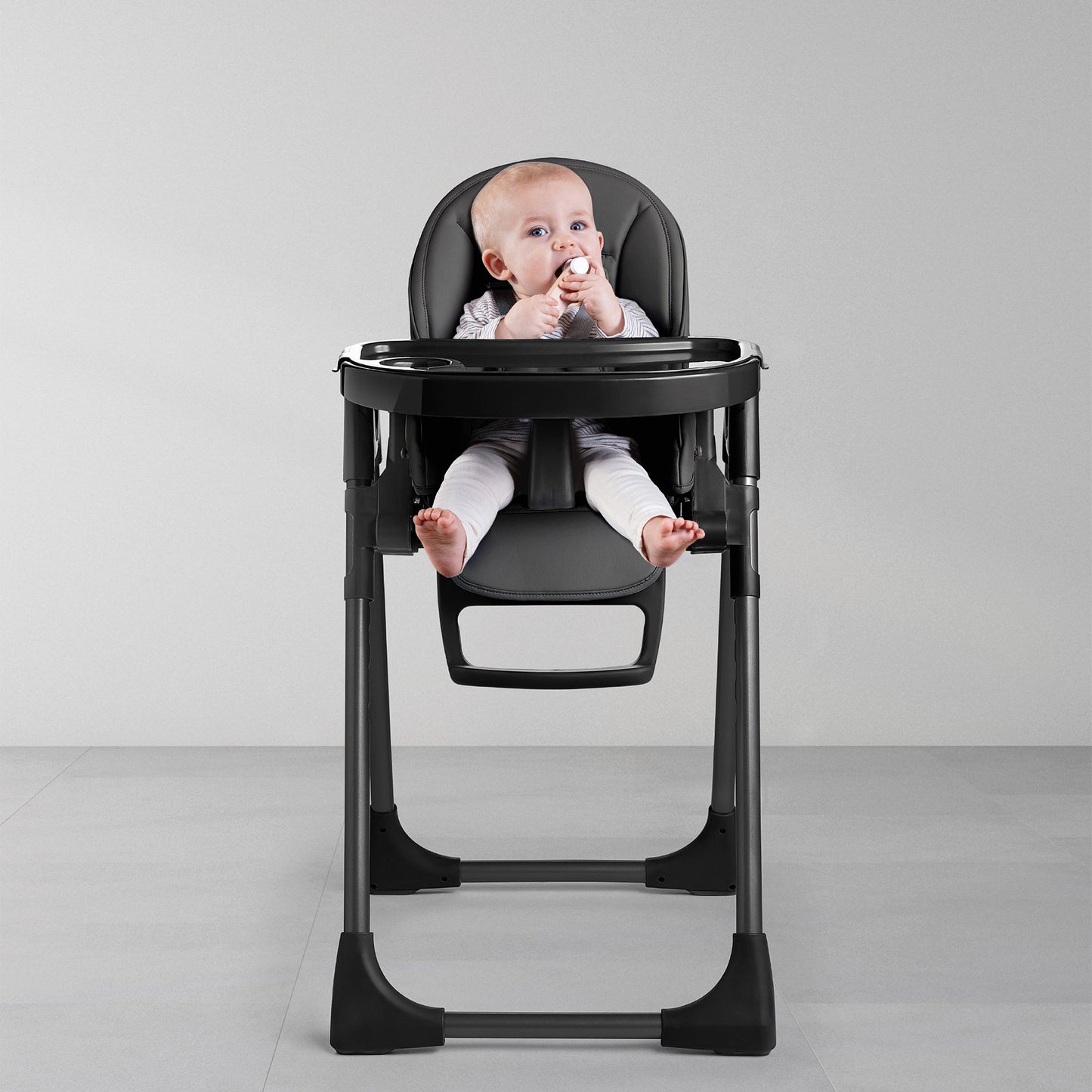 Gourmet Highchair Set | Adjustable, Easy-Clean 2