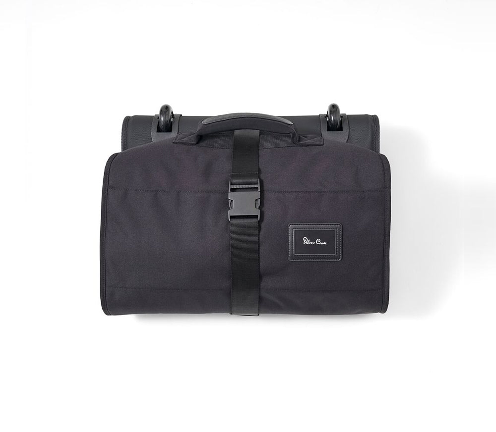 Oasis Travel Bag | Padded, Water-Resistant 2