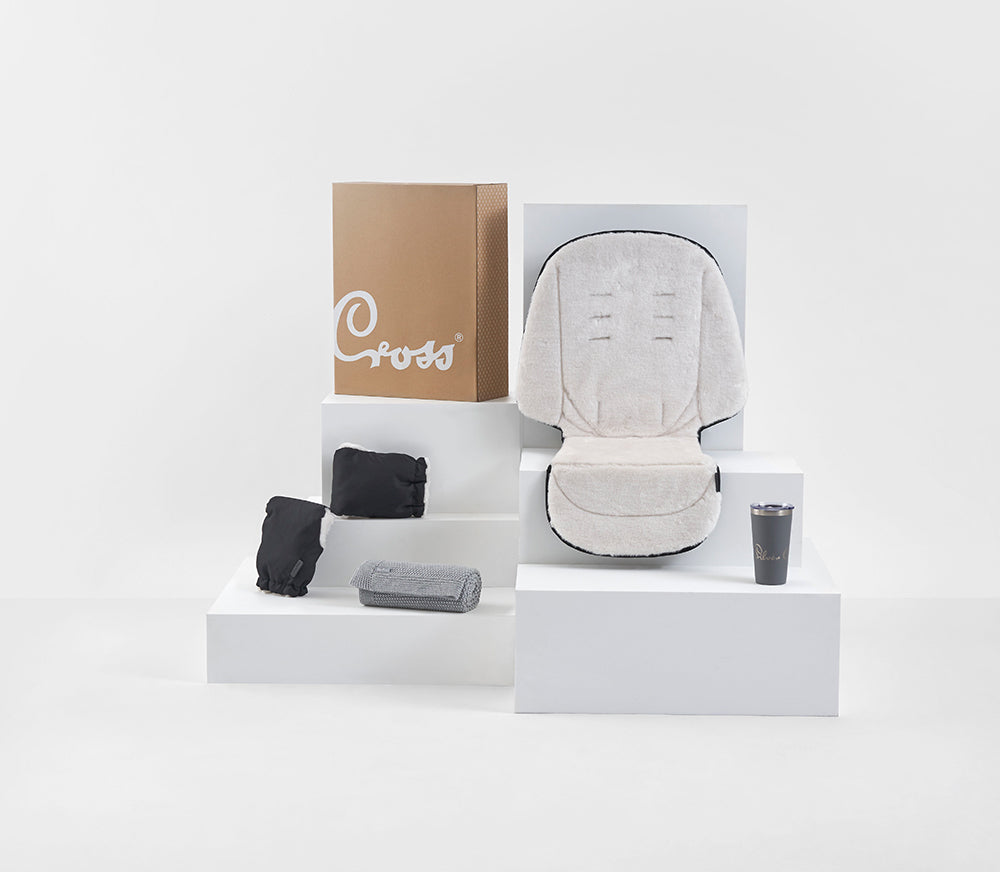 Sierra Accessory Pack | Luxury Seat Liner, Thermal Gloves 0