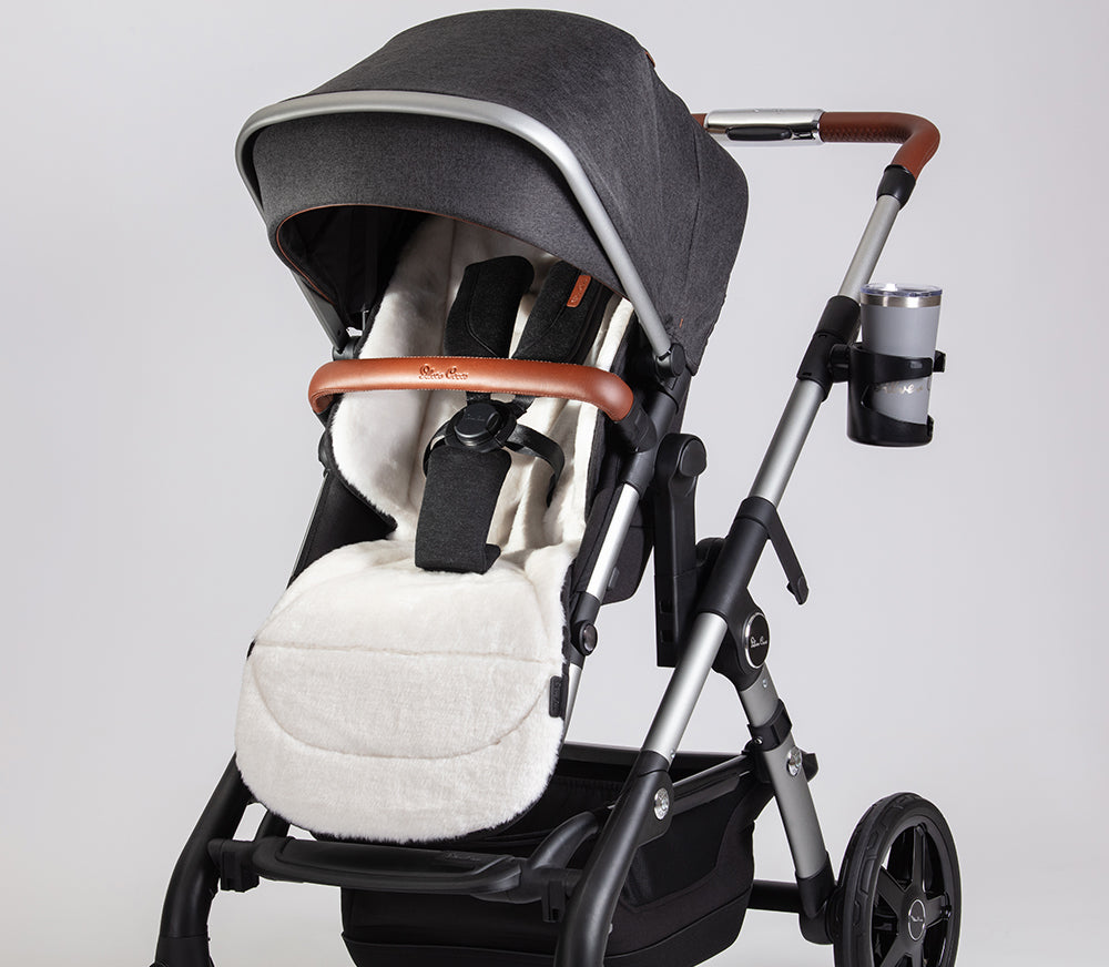 Sierra Accessory Pack | Luxury Seat Liner, Thermal Gloves 5