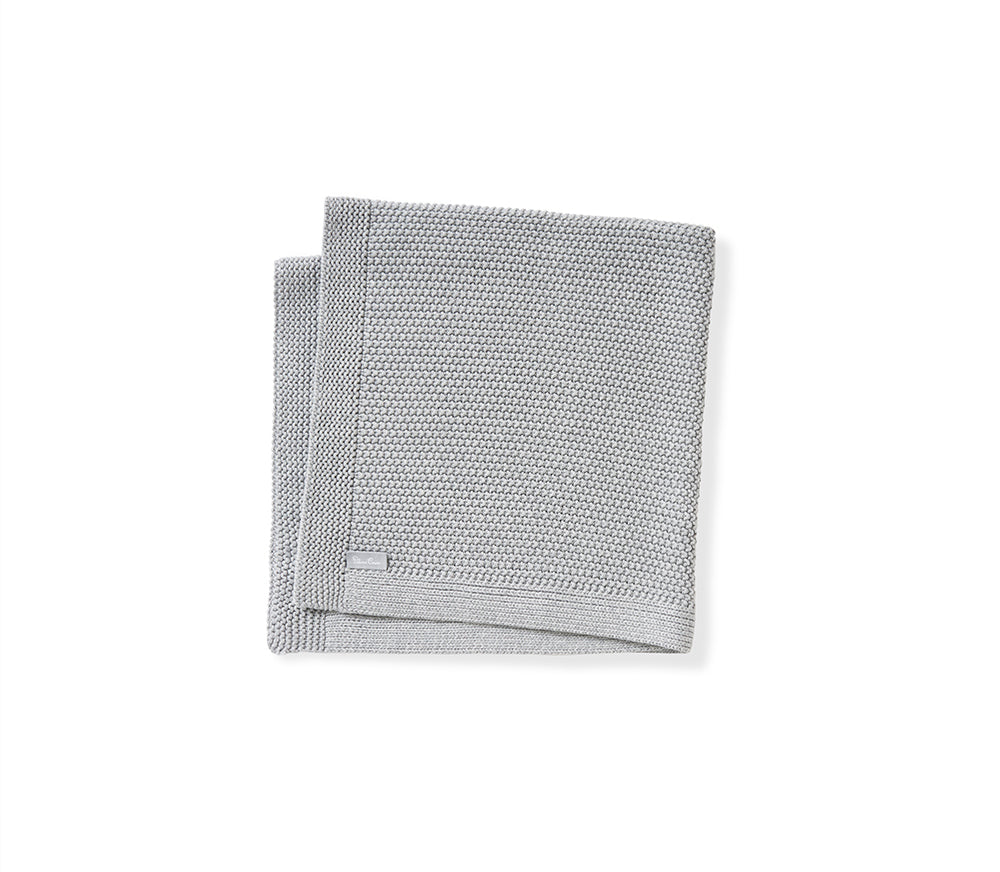 Sierra Accessory Pack | Luxury Seat Liner, Thermal Gloves 7